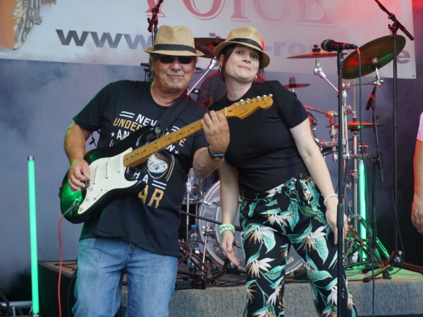 Voice You can leave your hat on